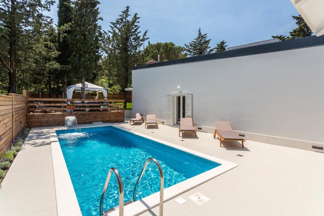 Villa Bila Vila Split - Where Life Meets Luxury & Nature 외부 사진