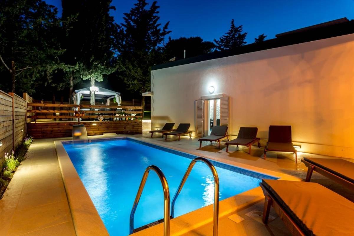 Villa Bila Vila Split - Where Life Meets Luxury & Nature 외부 사진